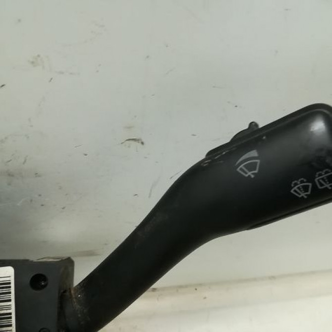 Bloc commodos occasion VOLKSWAGEN GOLF IV GOLF IV Phase 1 1998-01-01->2005-06-30 1.9 TDI 90ch 2