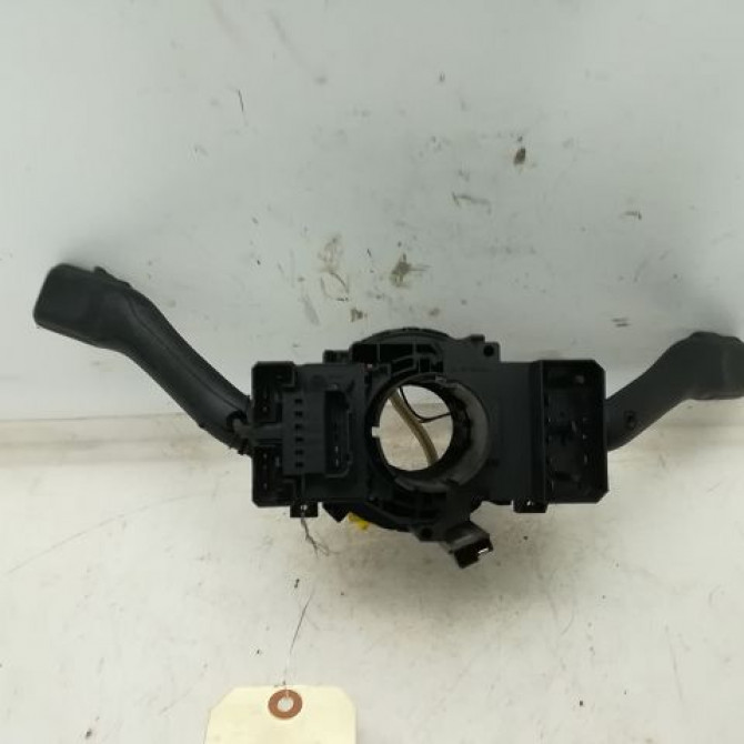 Bloc commodos occasion VOLKSWAGEN GOLF IV GOLF IV Phase 1 1998-01-01->2005-06-30 1.9 TDI 90ch 4