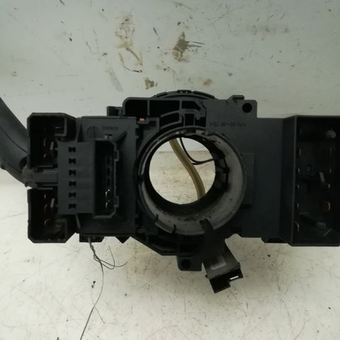 Bloc commodos occasion VOLKSWAGEN GOLF IV GOLF IV Phase 1 1998-01-01->2005-06-30 1.9 TDI 90ch 5