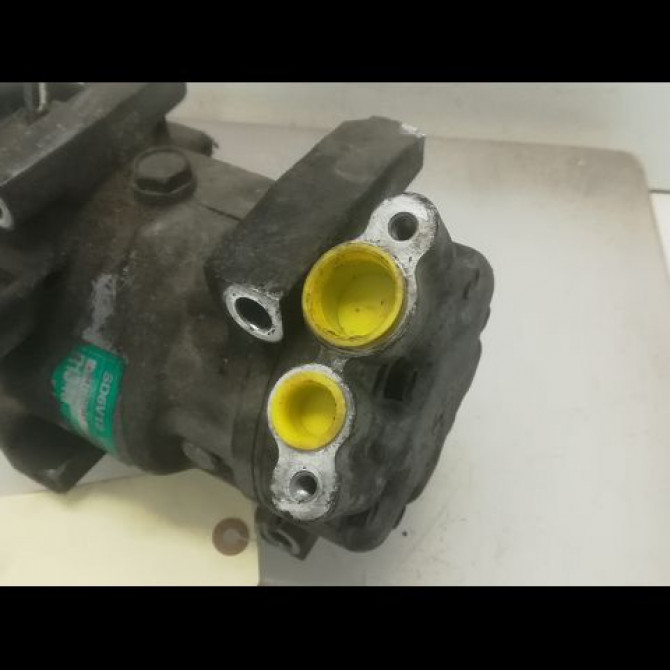 Compresseur air conditionne occasion RENAULT KANGOO I Phase 1 09-1997->06-2003 1.4i 8v 75ch 8200953358 3