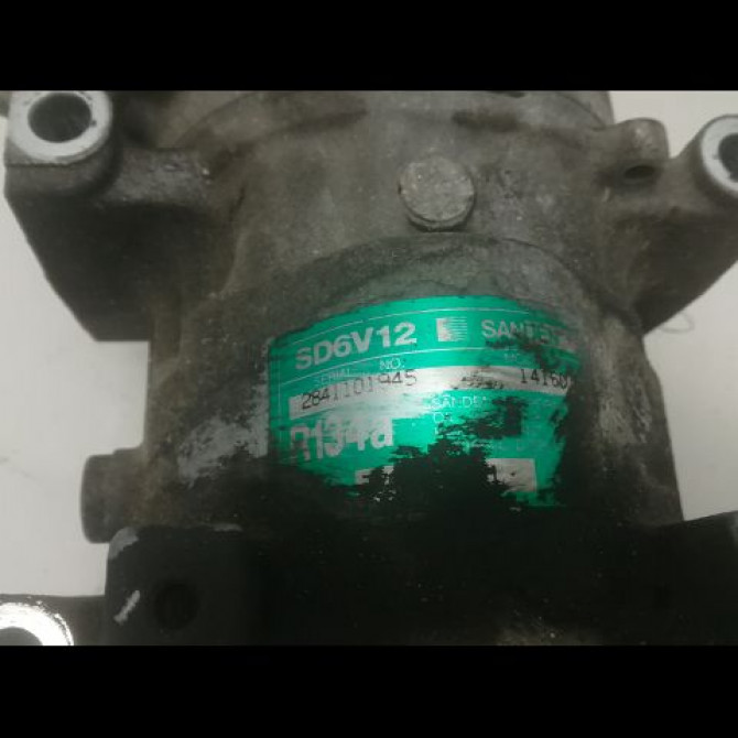 Compresseur air conditionne occasion RENAULT KANGOO I Phase 1 09-1997->06-2003 1.4i 8v 75ch 8200953358 4