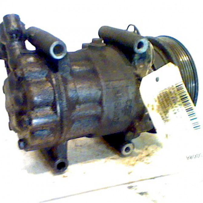 Compresseur air conditionne occasion RENAULT CLIO II Phase 1 03-1998->06-2001 8200953358 2