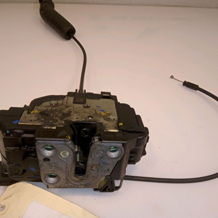 Serrure porte ard occasion RENAULT MEGANE III Phase 2 01-2012->06-2014 1.5 DCI 110ch 825020002R