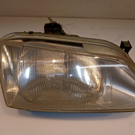 Phare droit occasion RENAULT SCENIC I Phase 1 09-1996->08-1999 1.9 DTI 100ch 260101792R