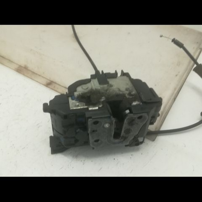 Serrure porte ard occasion RENAULT CLIO III Phase 2 03-2009->12-2014 1.5 DCI 85ch 8200300129 2