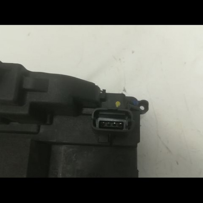 Serrure porte ard occasion RENAULT CLIO III Phase 2 03-2009->12-2014 1.5 DCI 85ch 8200300129 4