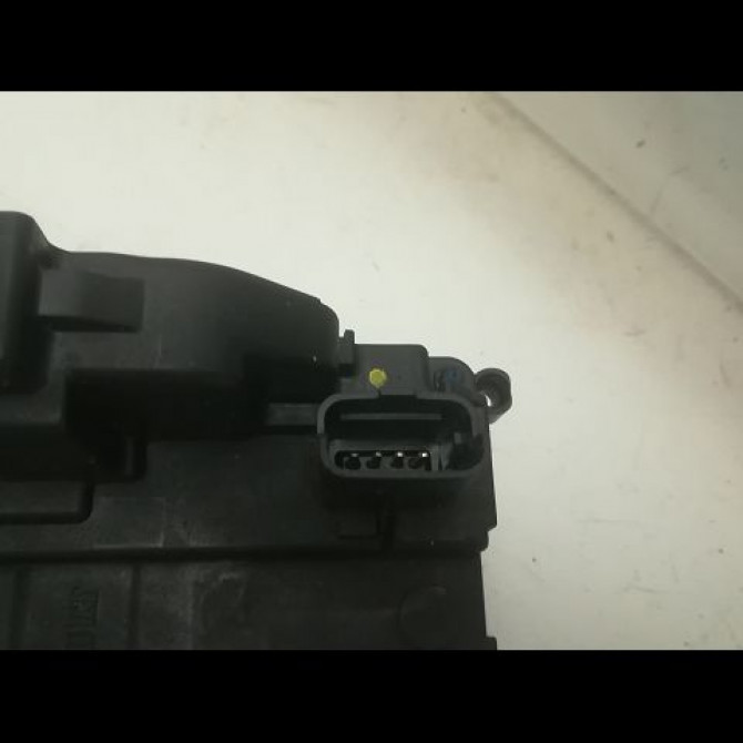 Serrure porte ard occasion RENAULT CLIO III Phase 1 09-2005->03-2009 1.5 DCI 70ch 8200300129 4