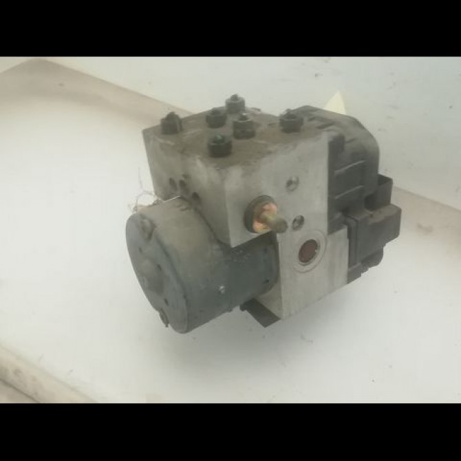 Unité hydraulique ABS occasion RENAULT CLIO II Phase 1 03-1998->06-2001 1.9 D 65ch 7701046407 2