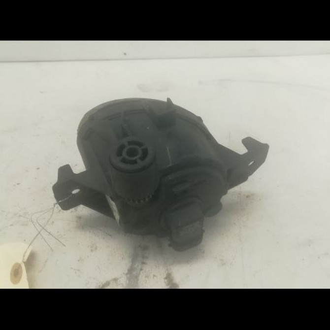 Phare antibrouillard avant droit occasion B.M.W. SERIE 1 I Phase 1 05-2004->12-2006 120d 63177181288 2