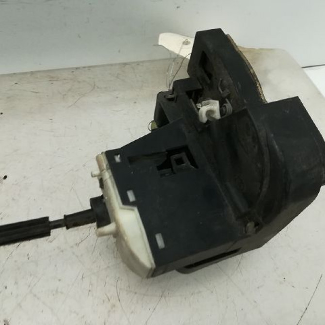 Serrure porte avd occasion RENAULT CLIO II Phase 1 03-1998->06-2001 1.2i 8200350432 3