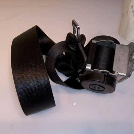 Ceinture arrière gauche occasion B.M.W. SERIE 1 I Phase 1 05-2004->12-2006 120d 72119139832