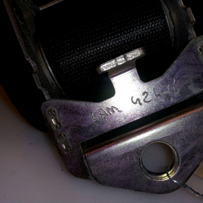 Ceinture arrière gauche occasion B.M.W. SERIE 1 I Phase 1 05-2004->12-2006 120d 72119139832 3