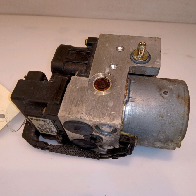 Unité hydraulique ABS occasion RENAULT CLIO II Phase 1 03-1998->06-2001 1.9 D 65ch 7701046407 2