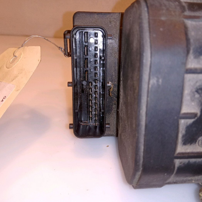 Unité hydraulique ABS occasion RENAULT CLIO II Phase 1 03-1998->06-2001 1.9 D 65ch 7701046407 5