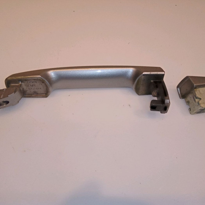 Poignee ext porte arg occasion NISSAN QASHQAI I Phase 1 04-1995->04-1999 2.0 DCI 150ch 2