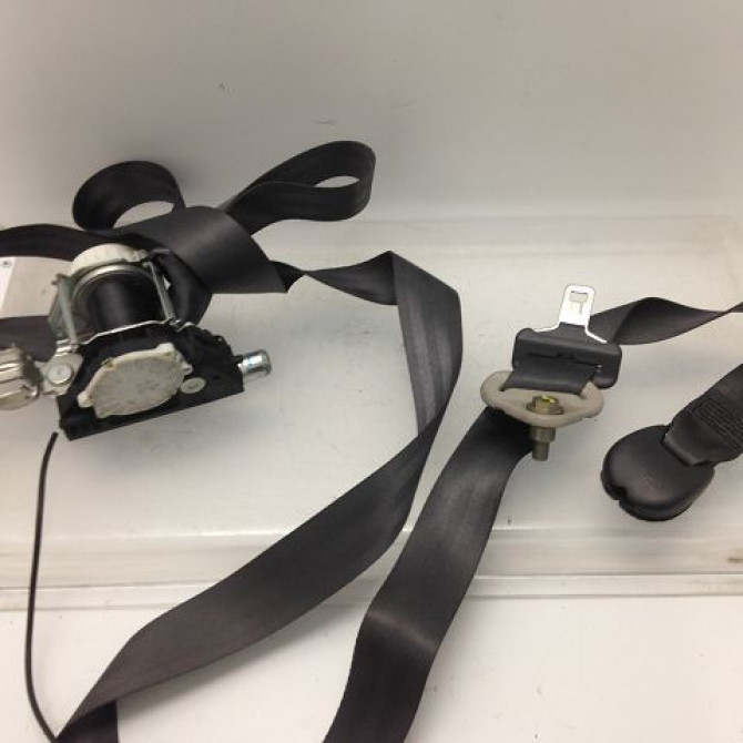 Ceinture avant droite occasion RENAULT MODUS Phase 1 09-2004->12-2007 8200751497 1