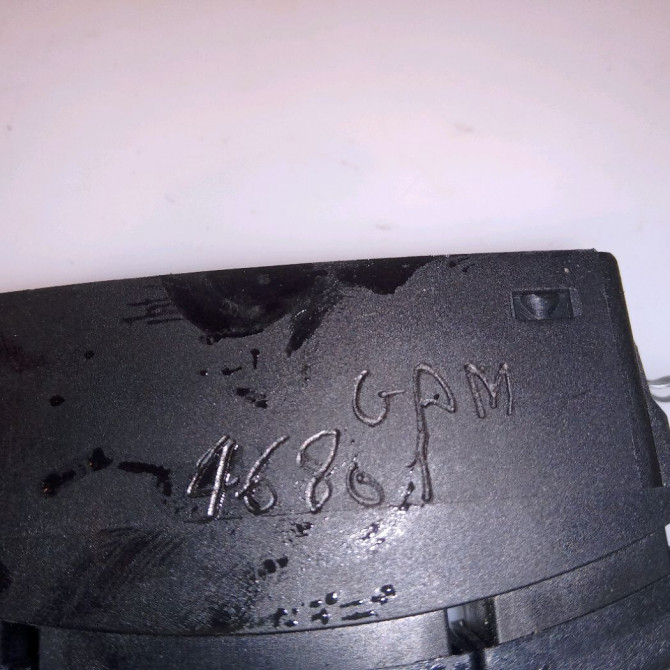 Bouton de warning occasion B.M.W. SERIE 1 I Phase 1 05-2004->12-2006 120d 61319196712 4