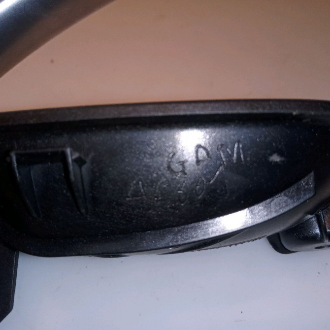 Poignee int porte arg occasion B.M.W. SERIE 1 I Phase 1 05-2004->12-2006 120d 3