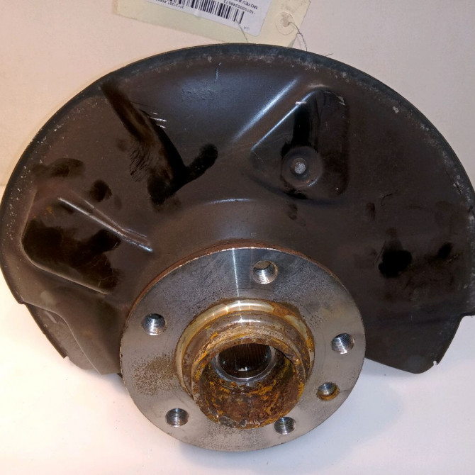 Moyeu avg occasion TRANSPORT 7H0498611 1