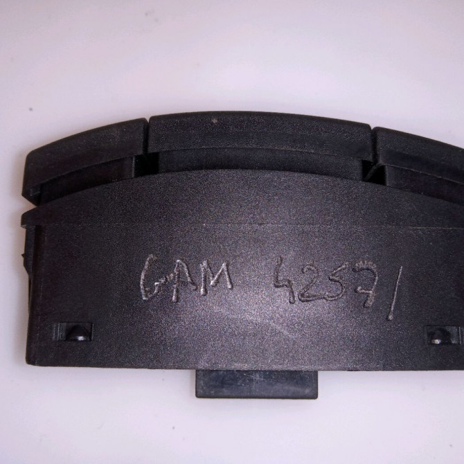 Bouton de warning occasion B.M.W. SERIE 1 I Phase 1 05-2004->12-2006 120d 61319196712 3