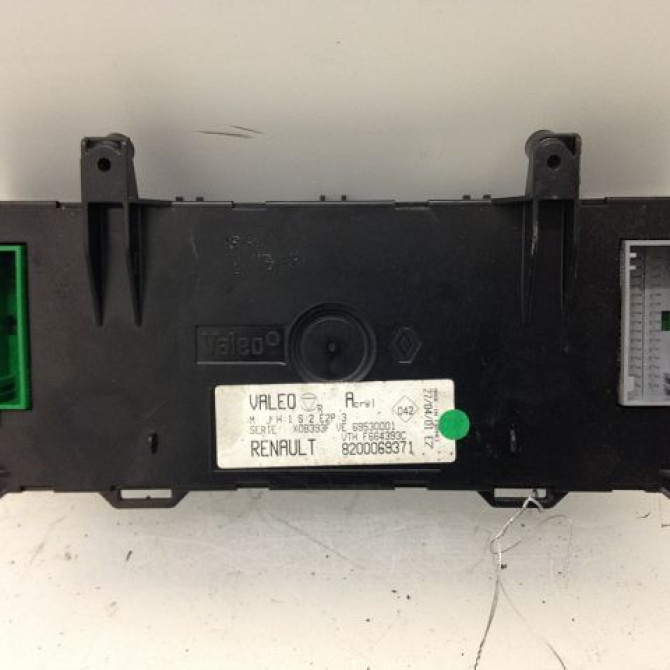 Commande de chauffage occasion RENAULT CLIO II Phase 1 03-1998->06-2001 2