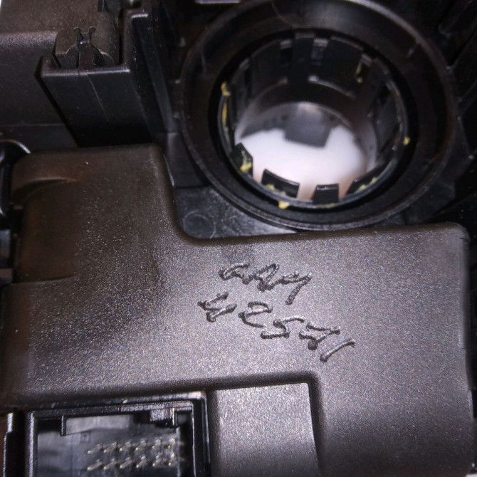 Bloc commodos occasion B.M.W. SERIE 1 I Phase 1 05-2004->12-2006 120d 3