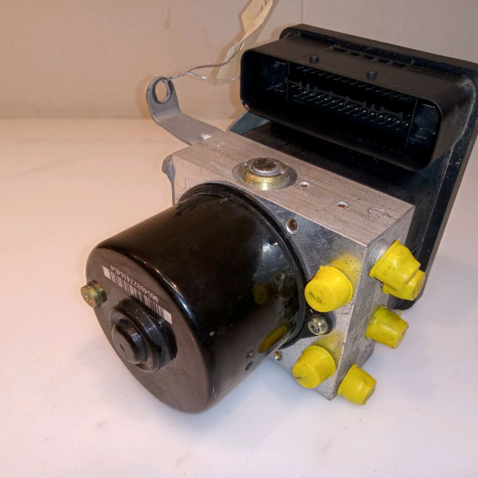 Unité hydraulique ABS occasion B.M.W. SERIE 1 I Phase 1 05-2004->12-2006 120d 34512460450 2