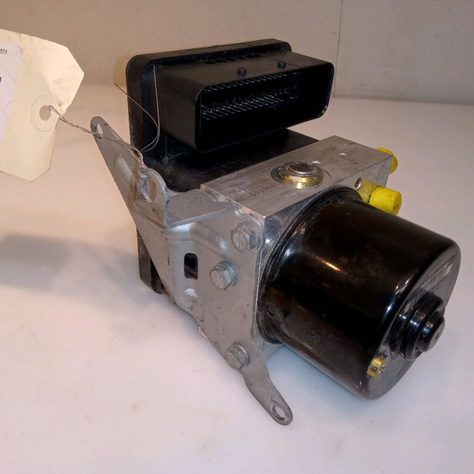 Unité hydraulique ABS occasion B.M.W. SERIE 1 I Phase 1 05-2004->12-2006 120d 34512460450 3