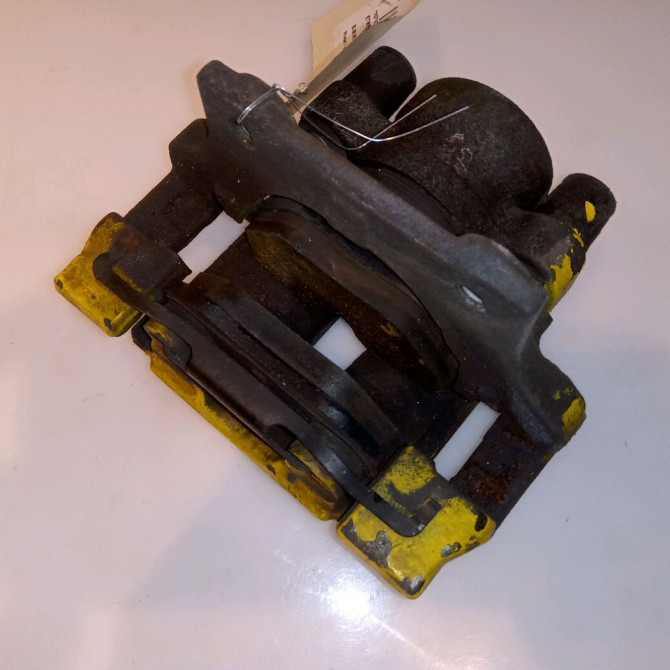 Etrier de frein arrière droit occasion B.M.W. SERIE 1 I Phase 1 05-2004->12-2006 120d 34216768694 2