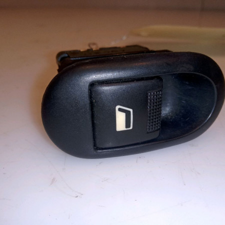Commande lève-glace porte avant droite occasion CITROEN C2 Phase 1 09-2003->10-2008 1.1i 6554L7