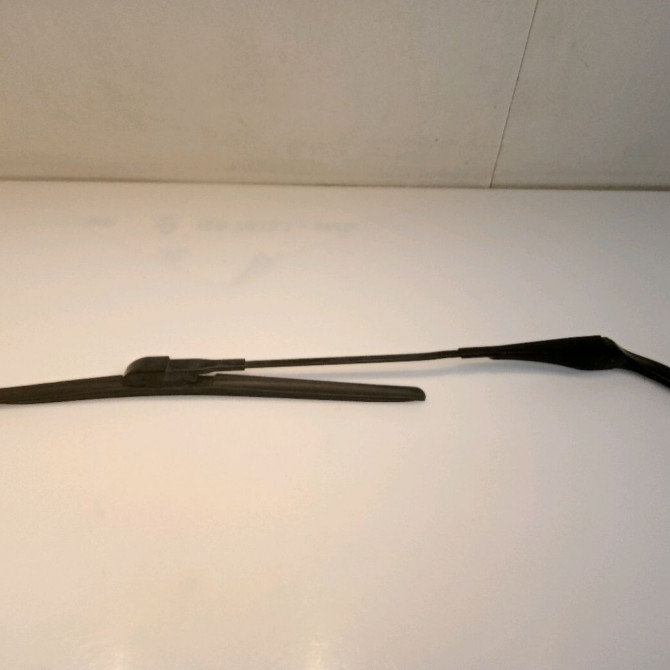 Bras essuie-glace avant droit occasion B.M.W. SERIE 1 I Phase 1 05-2004->12-2006 120d 1