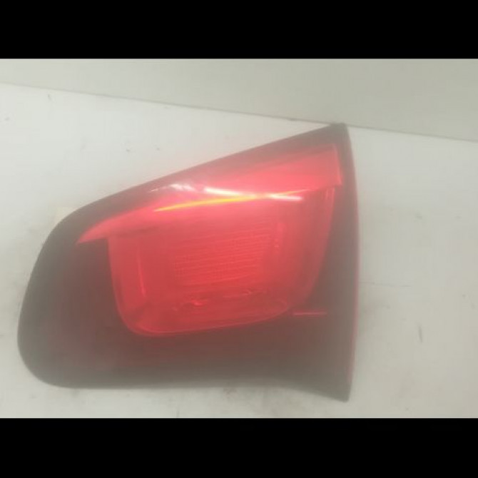 Feu arrière intérieur droit occasion CITROEN C3 II Phase 1 11-2009->02-2013 1.4 HDi 70ch 6351JC 1