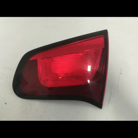 Feu arrière intérieur droit occasion CITROEN C3 II Phase 1 11-2009->02-2013 1.4i 75ch 6351JC