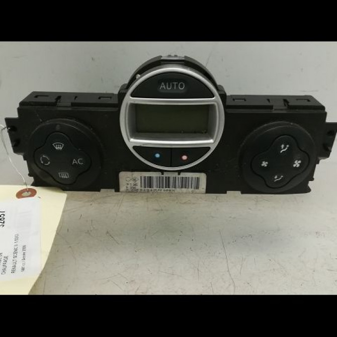 Commande de chauffage occasion RENAULT SCENIC II Phase 1 03-2004->09-2006 1.5 DCI 100ch 7701208975 1