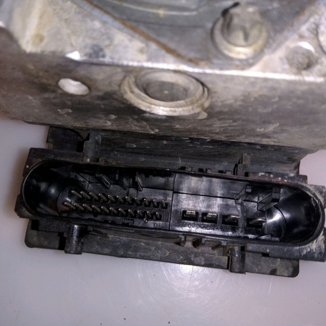 Unité hydraulique ABS occasion PEUGEOT PARTNER I Phase 2 11-2002->05-2008 2.0 HDI 4541J5 4