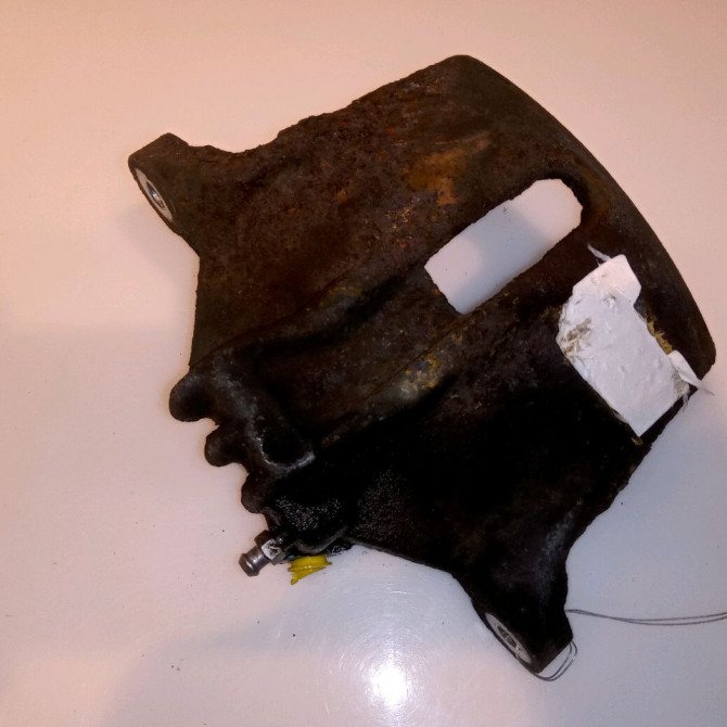 Etrier de frein avant droit occasion PEUGEOT 206 + Phase 1 03-2009->05-2013 1.1i 60ch 1