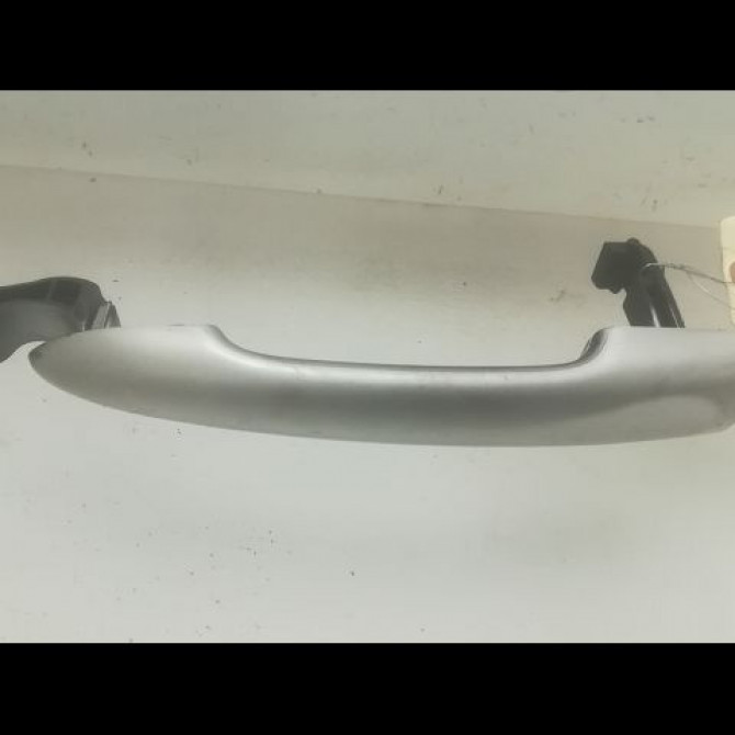 Poignee ext porte arg occasion RENAULT SCENIC III Phase 1 04-2009->11-2011 1.9 DCI 130ch 806B09590R 1