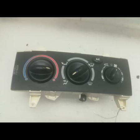 Commande de chauffage occasion RENAULT MEGANE I Phase 2 03-1999->06-2003 1.9 DTI 7701048355