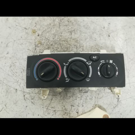 Commande de chauffage occasion RENAULT MEGANE I Phase 2 03-1999->06-2003 1.9 DTI 7701048355