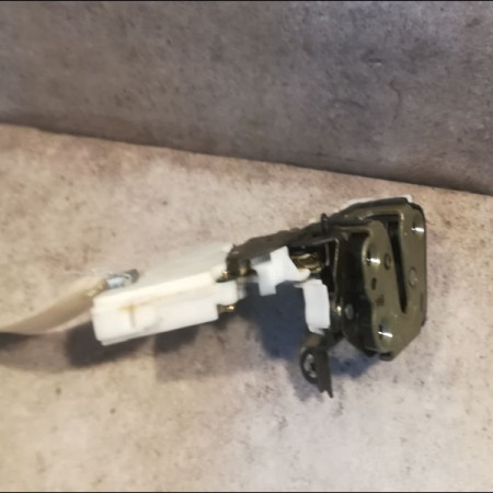 Serrure porte ard occasion NISSAN MICRA II Phase 1 10-1992->09-1996 825024F915