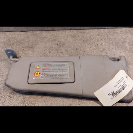 Pare-soleil gauche occasion RENAULT MEGANE I Phase 2 03-1999->06-2003 1.9 DCI 8200247948