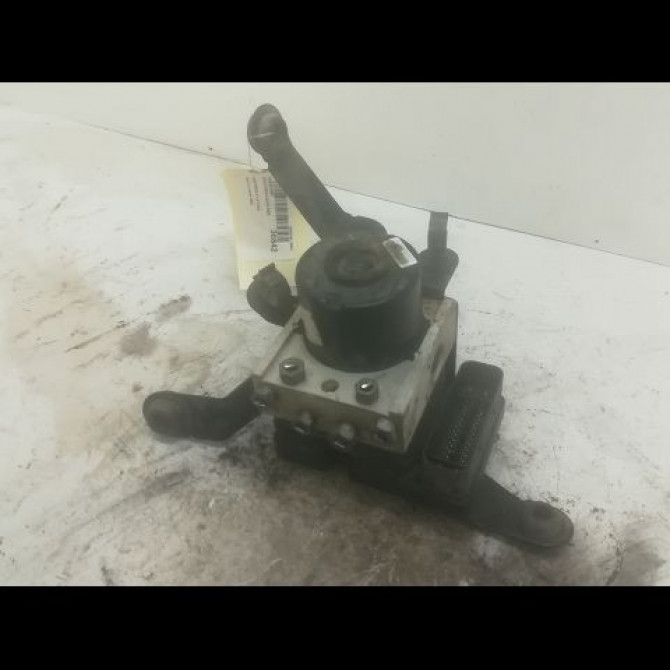 Unité hydraulique ABS occasion FORD FIESTA V Phase 2 10-2005->10-2008 1.4 TDCI 1467717 1