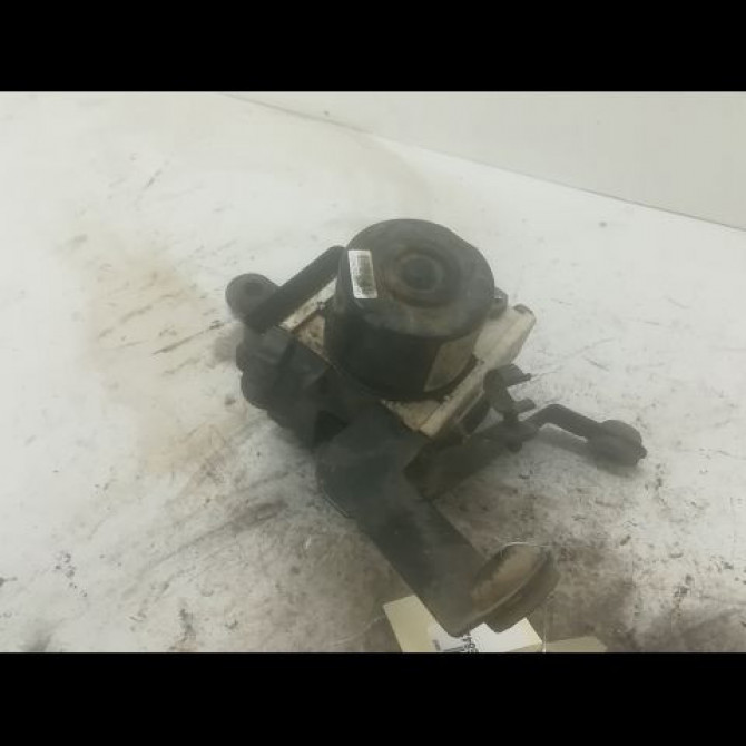 Unité hydraulique ABS occasion FORD FIESTA V Phase 2 10-2005->10-2008 1.4 TDCI 1467717 2