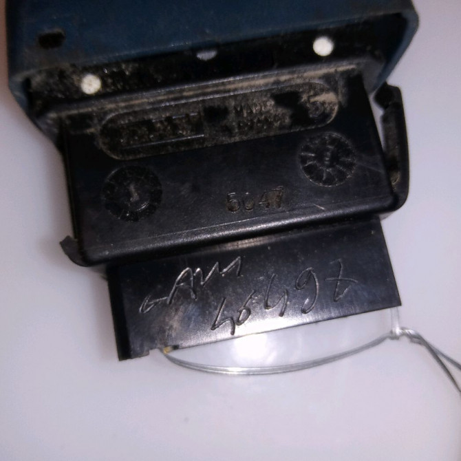 Commande lève-glace porte avant droite occasion RENAULT TWINGO I Phase 1 04-1993->08-1998 1.2i 55ch 7700838097 4