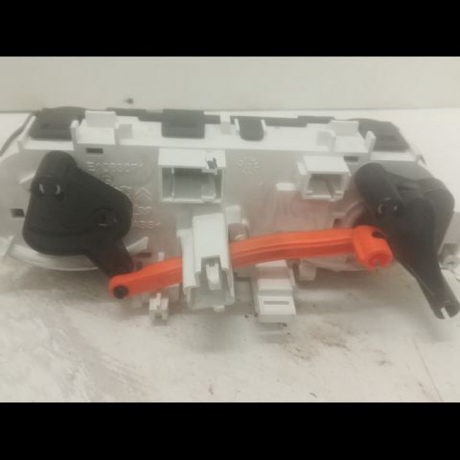 Commande de chauffage occasion PEUGEOT 208 208 Phase 1 2012-03-01->2015-09-30 1.6 E-HDI 92ch 9672248380 2