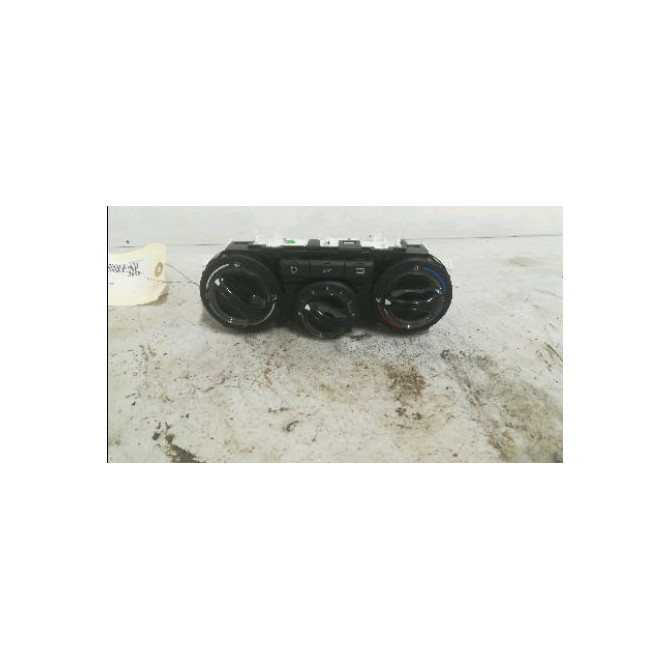 Commande de chauffage occasion PEUGEOT 208 208 Phase 1 2012-03-01->2015-09-30 1.6 E-HDI 92ch 9672248380 1