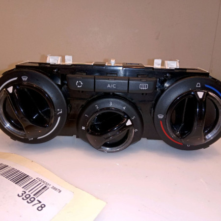 Commande de chauffage occasion PEUGEOT 208 208 Phase 1 2012-03-01->2015-09-30 1.4 HDI 68ch 9672248380