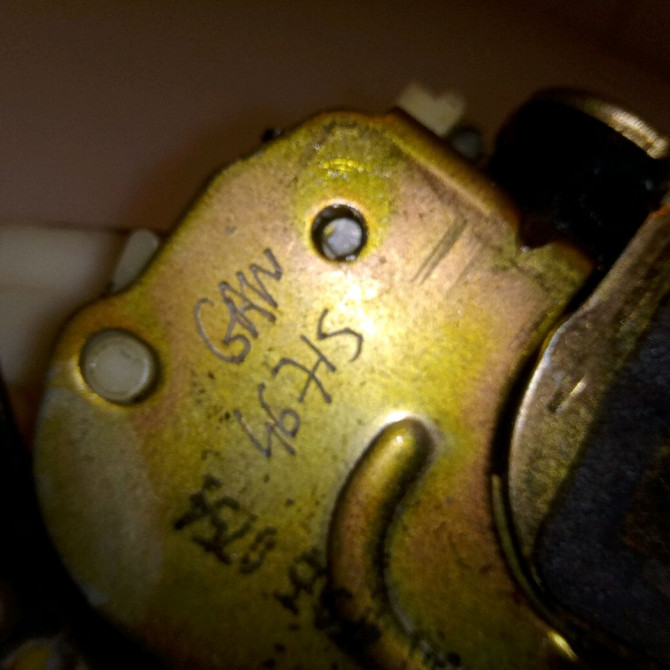 Serrure porte avg occasion NISSAN MICRA I 805036F765 4