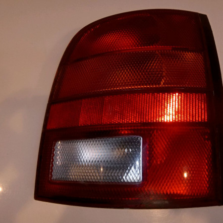 Feu arrière droit occasion NISSAN MICRA I 265506F600