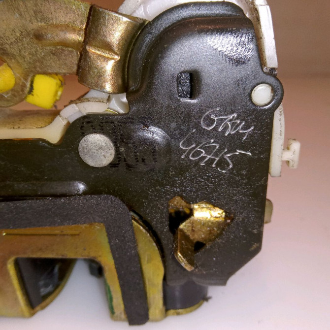 Serrure porte arg occasion NISSAN MICRA I 825034F915 4